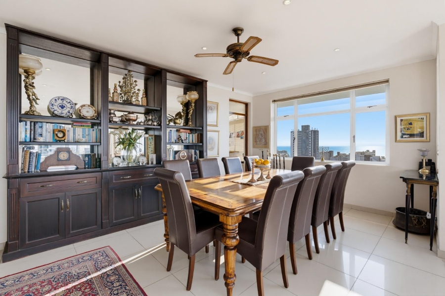 2 Bedroom Property for Sale in Sea Point Western Cape